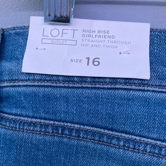LOFT Size 16 High Rise Girlfriend Distressed Classic Blue Cropped Jeans - Picture 4 of 6